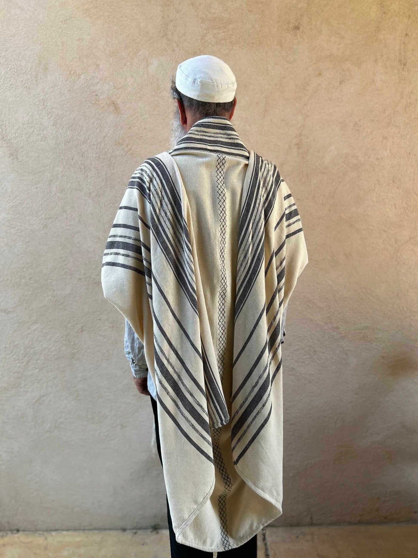 טלית בעבודת יד - מסורת