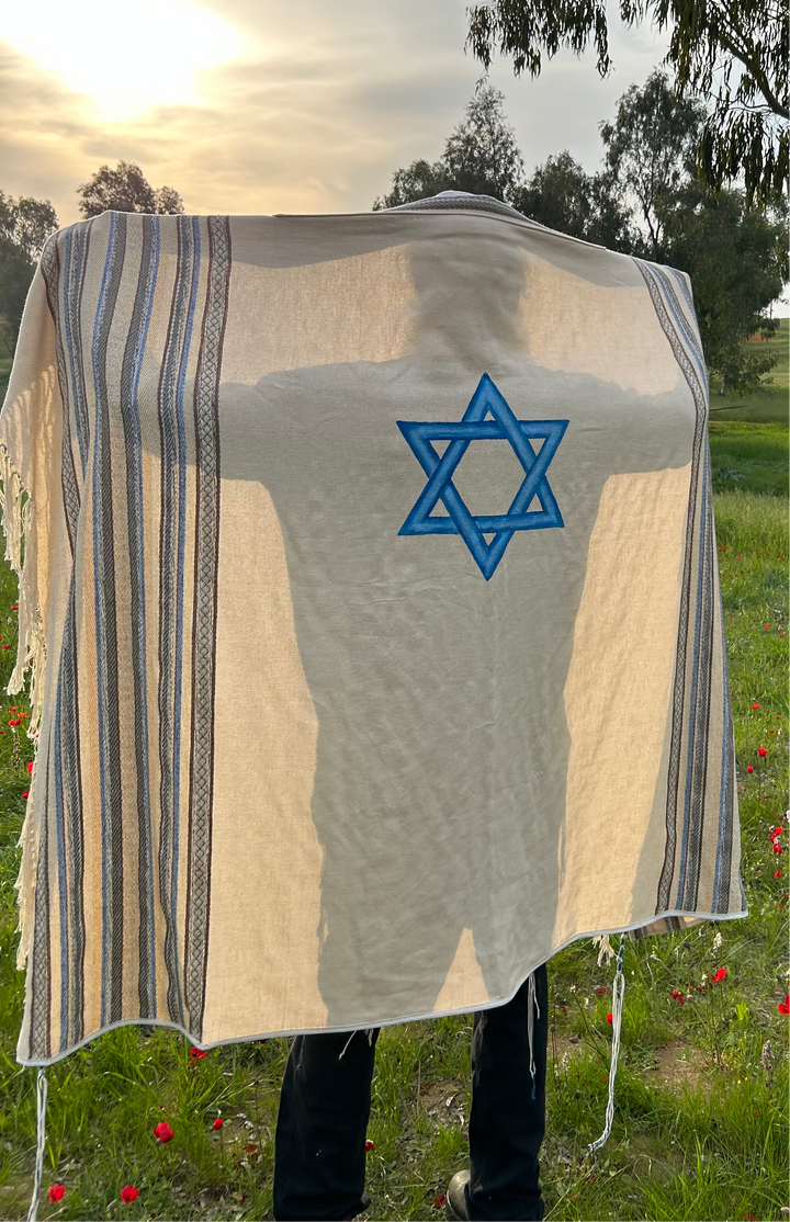 טלית הוד עם מגן דוד