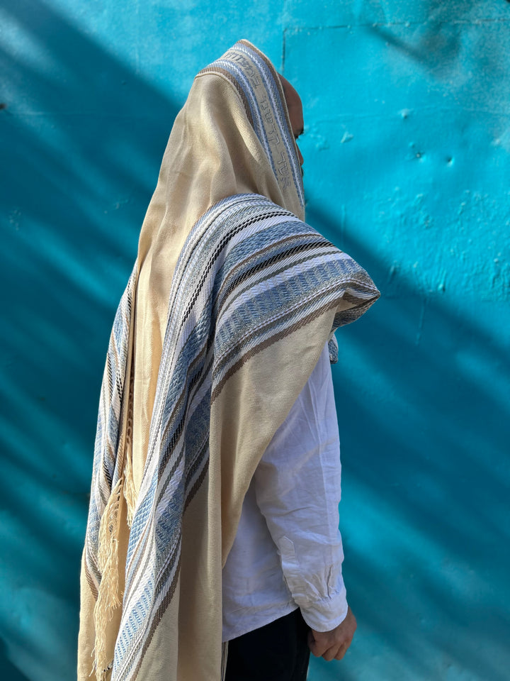 טלית בעבודת יד - מיכאל