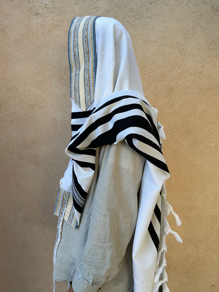 טלית לוי גודל 60