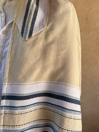 טלית דעת כחול - טלית בעבודת יד מכותנה  מוכנה למשלוח