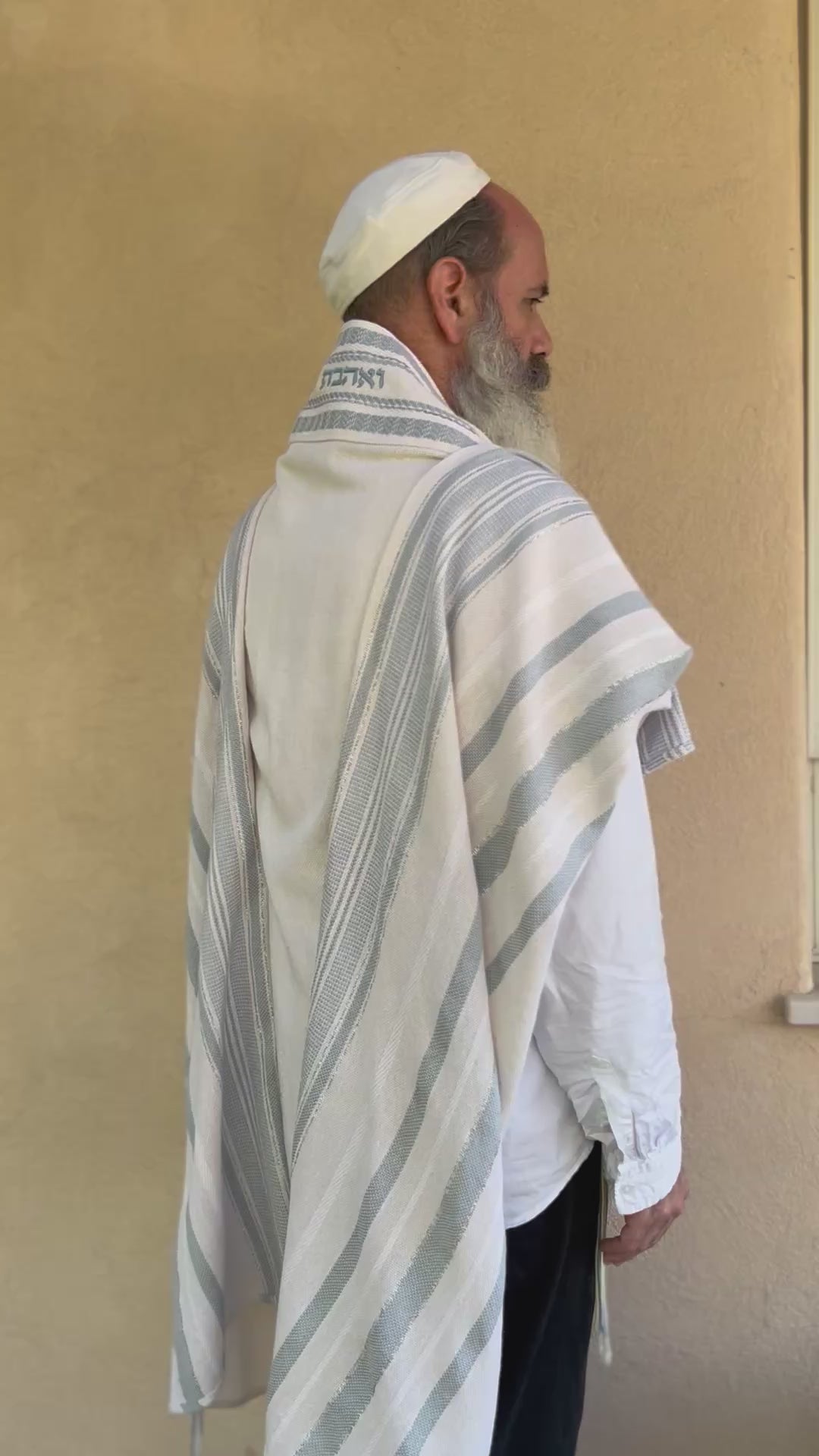 טלית בעבודת יד - נתן
