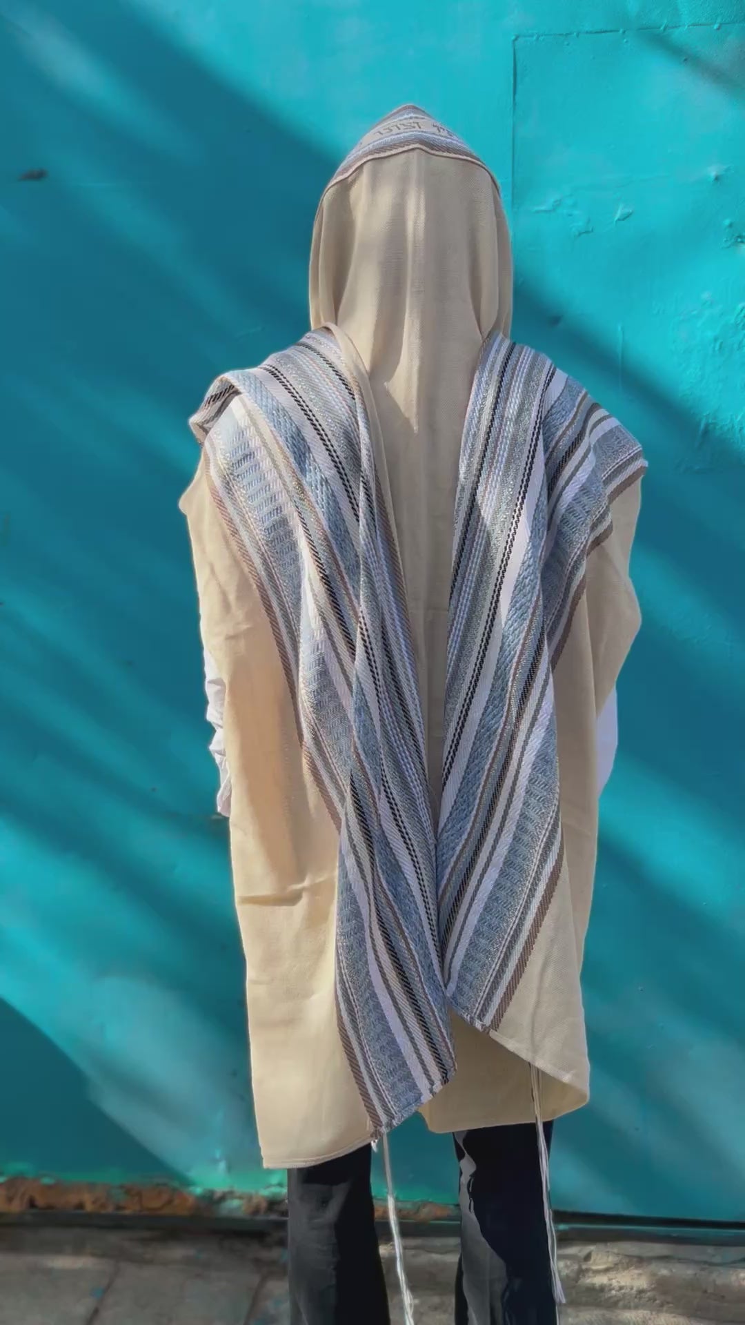 טלית בעבודת יד - מיכאל