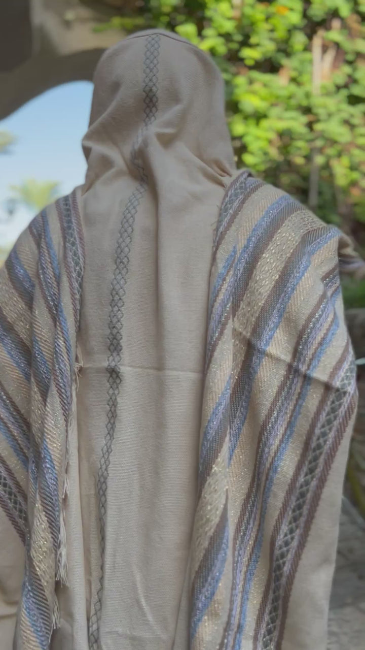 טלית בעבודת יד - הוד