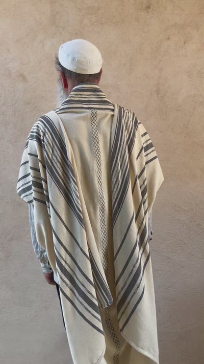 טלית בעבודת יד - מסורת