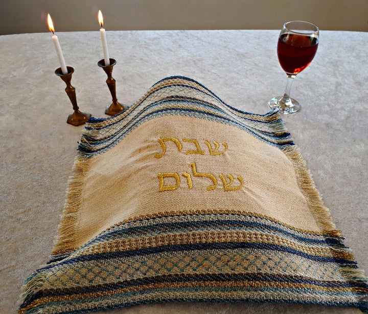 כיסוי חלה בעבודת יד - זהב וכחול
